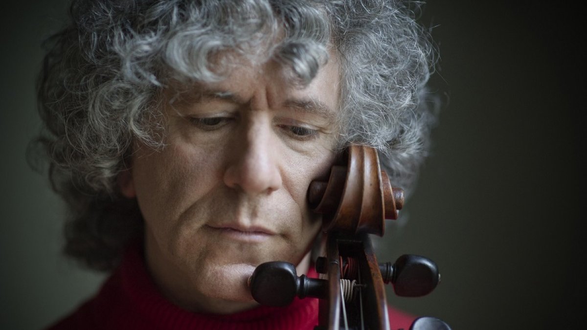 Steven Isserlis. | J. B. MILLOT