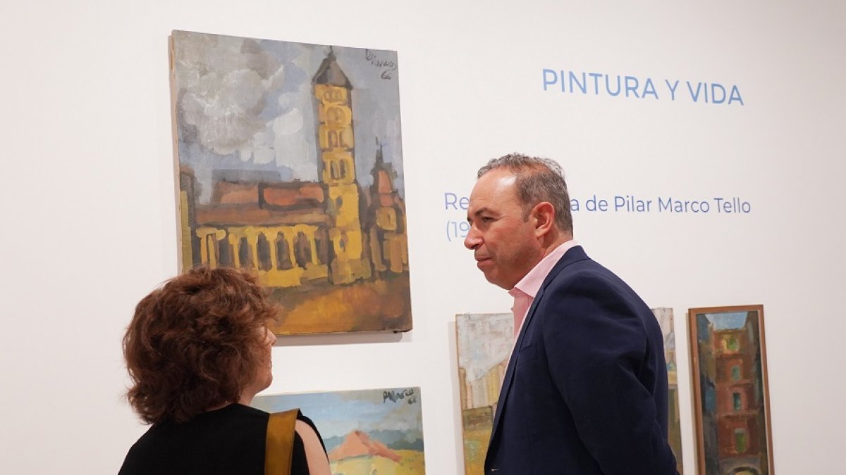 Una imagen de la inauguración de la muestra dedicada a Pilar Marco Tello