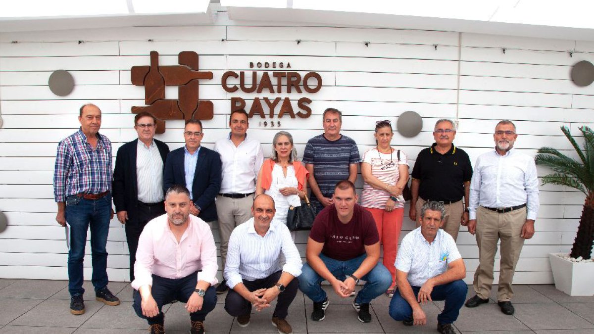Reunión de los socios viticultores de la bodega Cuatro Rayas de la DO Rueda.- ICAL