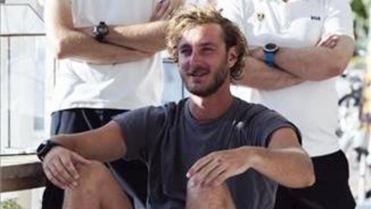 El hijo de Carolina de Mónaco, Pierre Casiraghi, durante la reunión de patrones a la que ha asistido este viernes.-JORGE ZAPATA