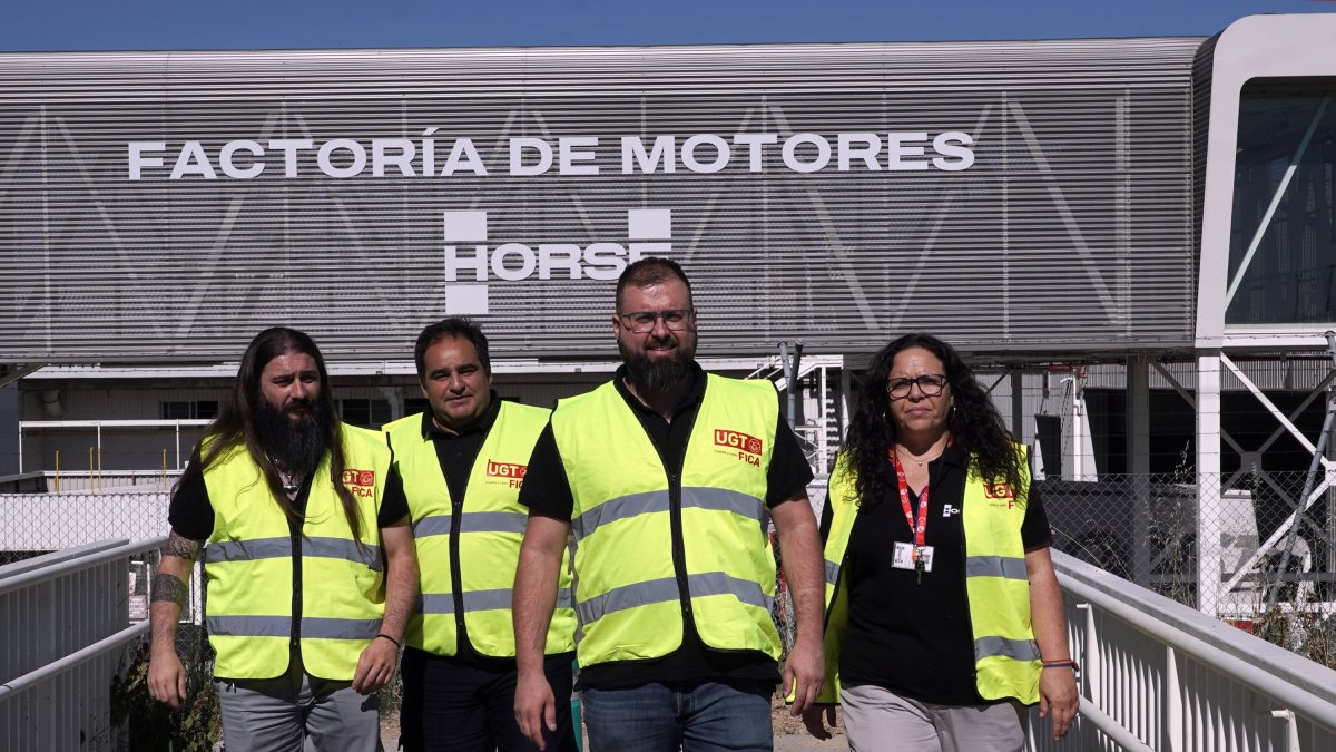 El secretario general de UGT Horse en Valladolid, Iván de la Fuente, presenta la composición de la sección sindical y las reivindicaciones para el futuro de los 2.500 trabajadores que desempeñan su labor en la factoría.- ICAL