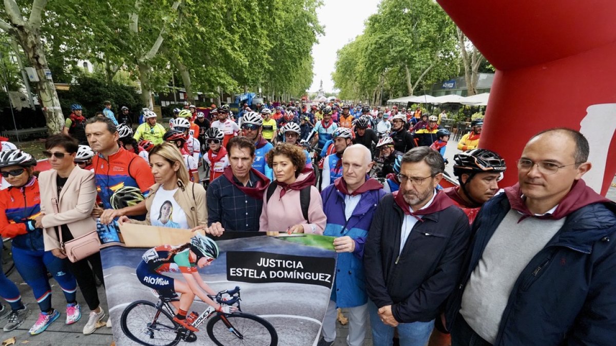 Marcha cicloturista por las víctimas de los accidentes de tráfico en bicicleta. Photogenic/Miguel Ángel Santos