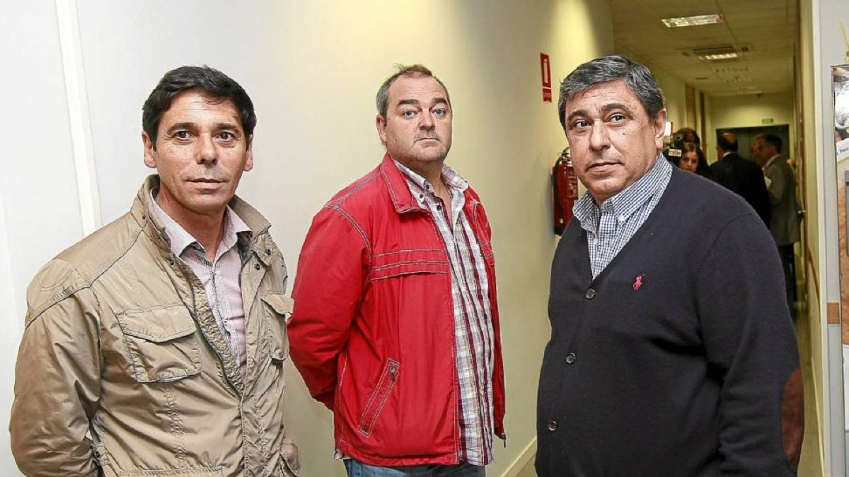 Lino Rodríguez (i) y Gonazlo Rodríguez (d), antes del juicio-J.M.Lostau