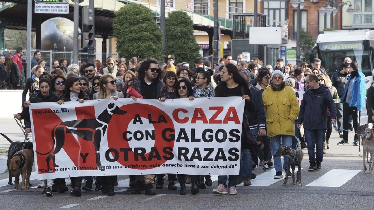 Plaza España. Manifestación ‘No a la caza. - MIGUEL ÁNGEL SANTOS