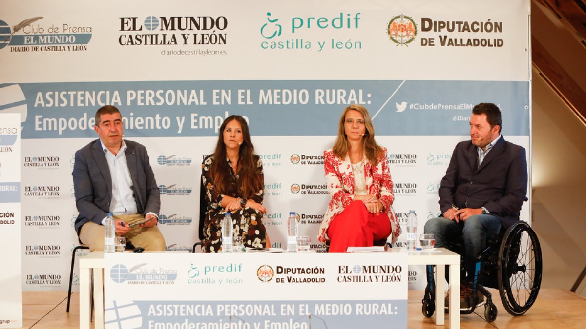 Club de Prensa de El Mundo: la asistencia personal en el medio rural: Empoderamiento y Empleo. J. M. LOSTAU