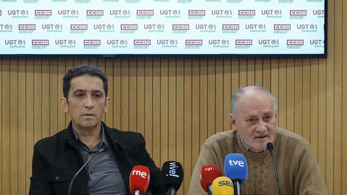 Los secretarios generales de CCOO y UGT en Castilla y León, Vicente Andrés y Faustino Temprano.- ICAL