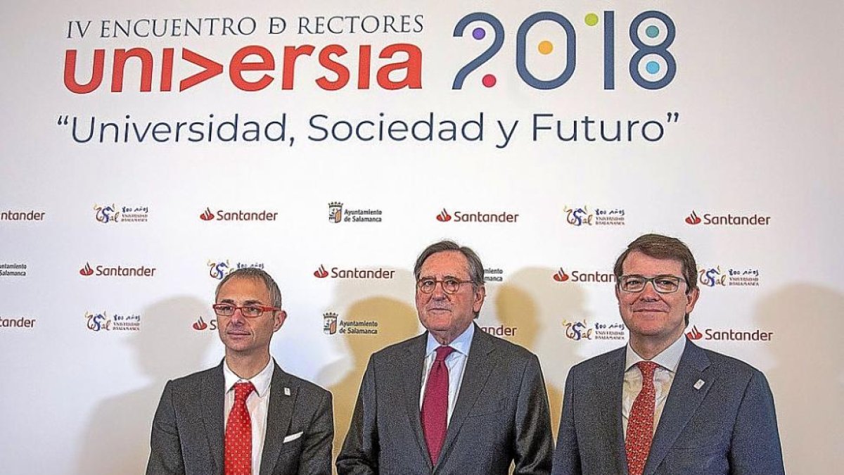 Ricardo Rivero, Matías Rodríguez y Alfonso Fernández Mañueco, ayer en Salamanca.-ICAL