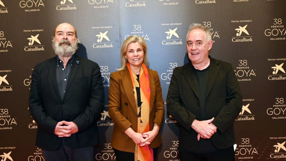 Ferran Adriá, chef y presidente de elBullifoundation, y el actor de cine y teatro, Antonio Resines, participan en una jornada de cine y gastronomía en Burgos. ICAL