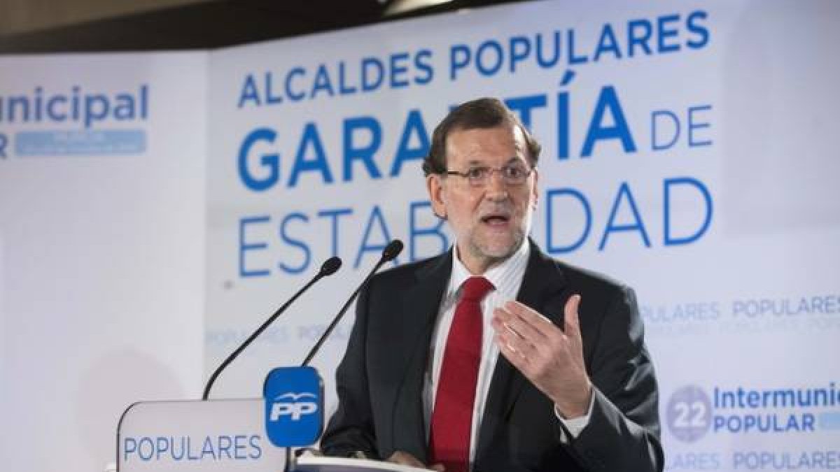 Mariano Rajoy, durante la clausura de la Intermunicipal del PP, este domingo en Murcia.-Foto: EFE / MARCIAL GUILLEN