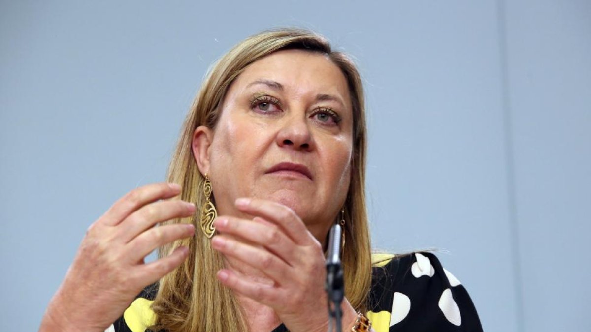 La consejera de Economía y Hacienda, Pilar del Olmo, durante la rueda de prensa posterior al Consejo de Gobierno de Castilla y León-ICAL