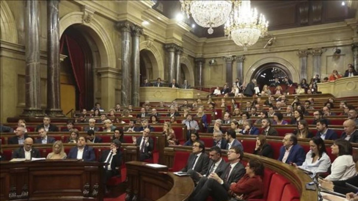 Imagen de un pleno del Parlament de Catalunya-DANNY CAMINAL