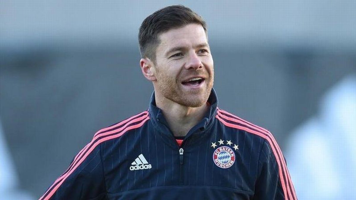 Xabi Alonso. en un entrenamiento con el Bayern de Múnich.-AFP / CHRISTOF STACHE