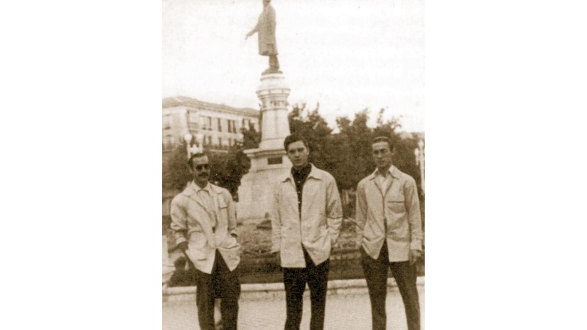 Umbral junto a sus primos Perelétegui en Valladolid.-