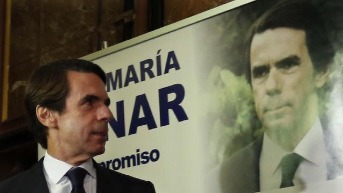 José María Aznar ha alertado sobre las fuerzas que desean un país "dividido, enfrentado, aislado y roto".-DAVID CASTRO