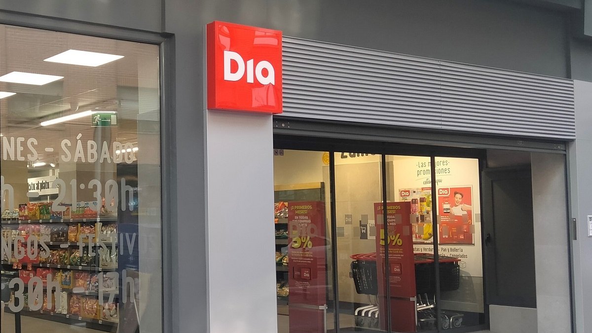 Fachada de la nueva tienda de Dia en Valladolid. -EQUIPO OGILVY DIA