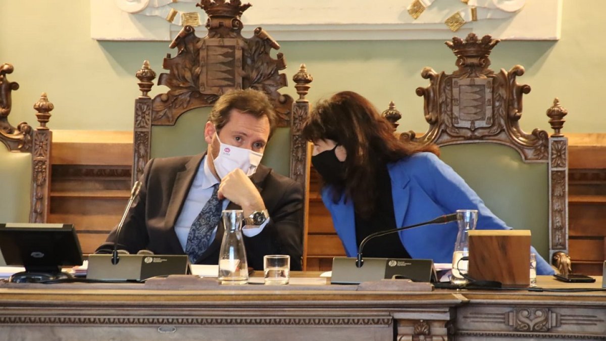 Óscar Puente durante un Pleno en el Ayuntamiento. Imagen de archivo. | E.M.