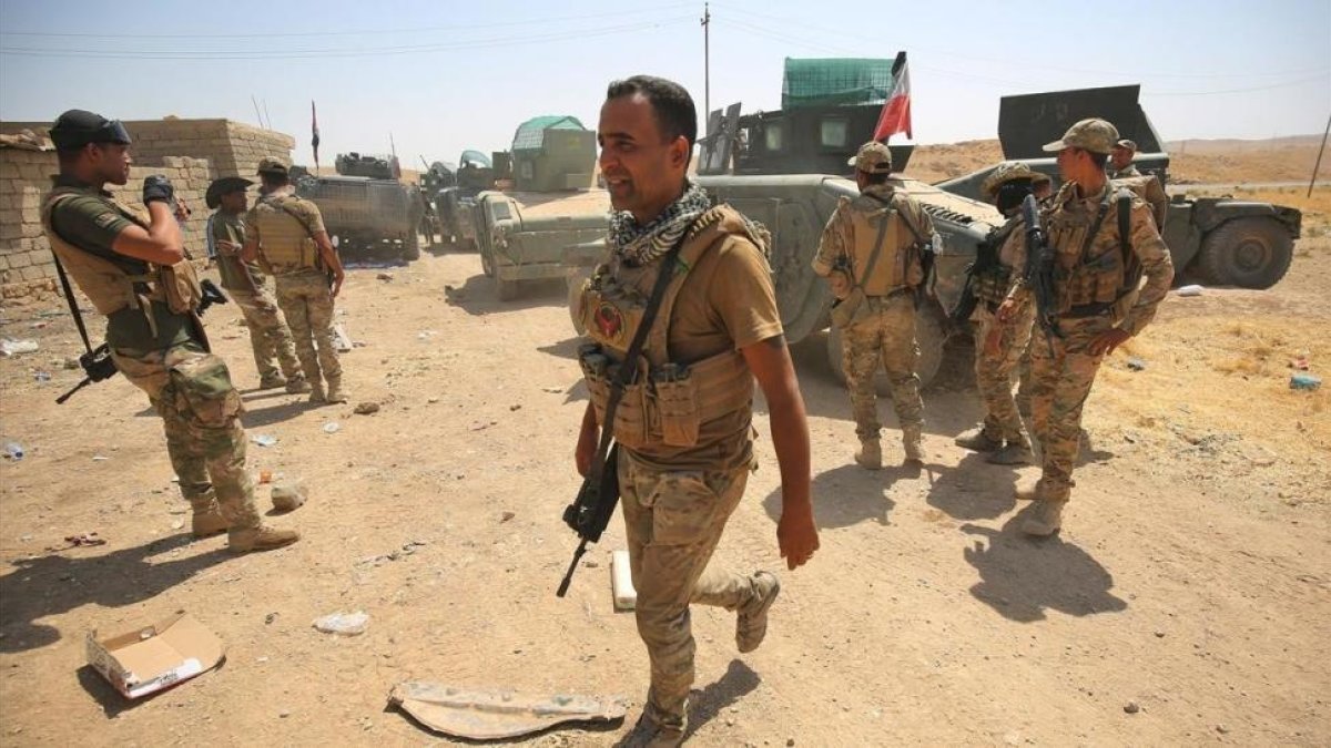 Tropas iraquís en su avanca hacia la ciudad de Tal Afar-AFP / AHMAD AL-RUBAYE