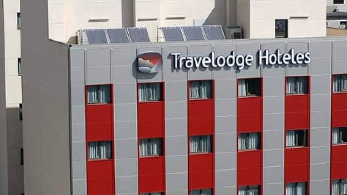 Hotel Travelodge. -TRAVELODGE