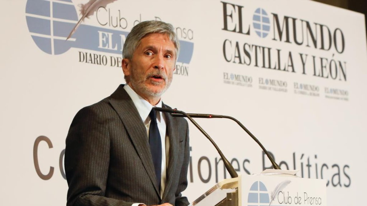 Fernando Grande-Marlaska, en el Club de Prensa de El Mundo de Castilla y León. J. M. LOSTAU