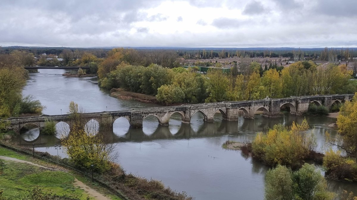 Puente de Simancas. -PHOTOGENIC