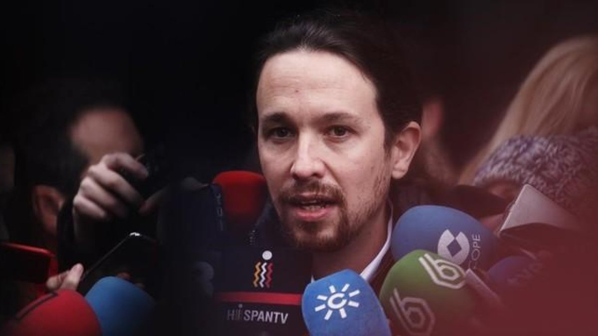 Pablo Iglesias a su llegada al consejo ciudadano estatal, en Madrid.-AGUSTÍN CATALÁN