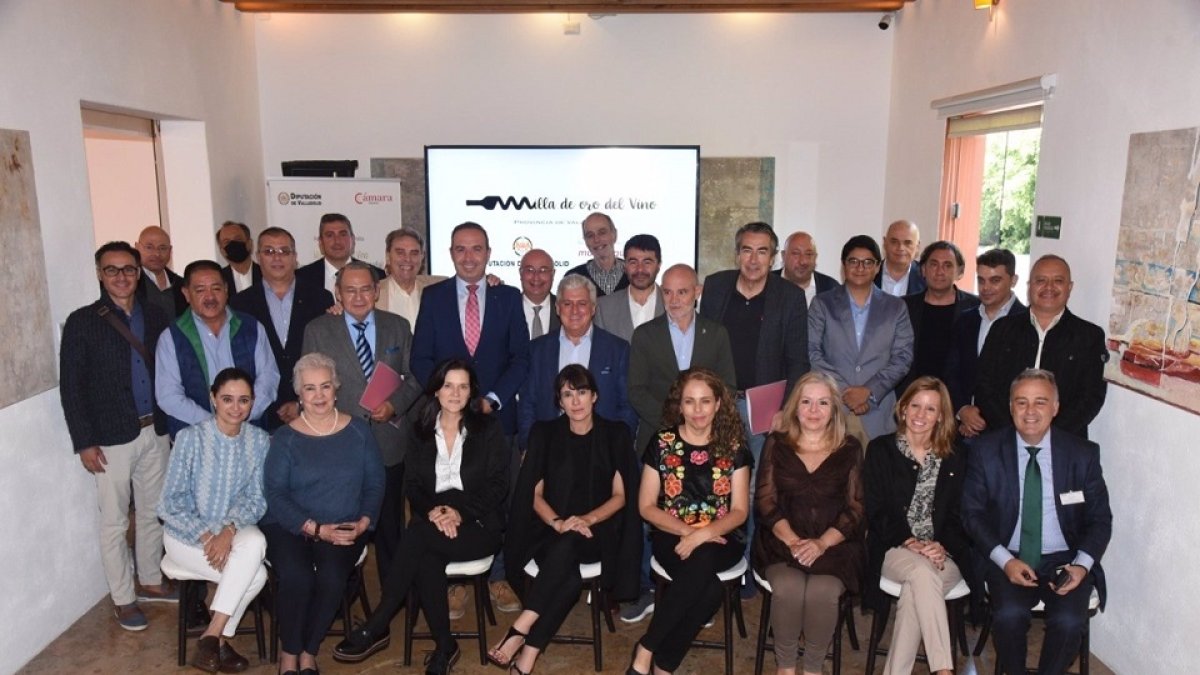 Foto de familia del encuentro de promoción de la provincia de Valladolid en Puebla (México). - EP