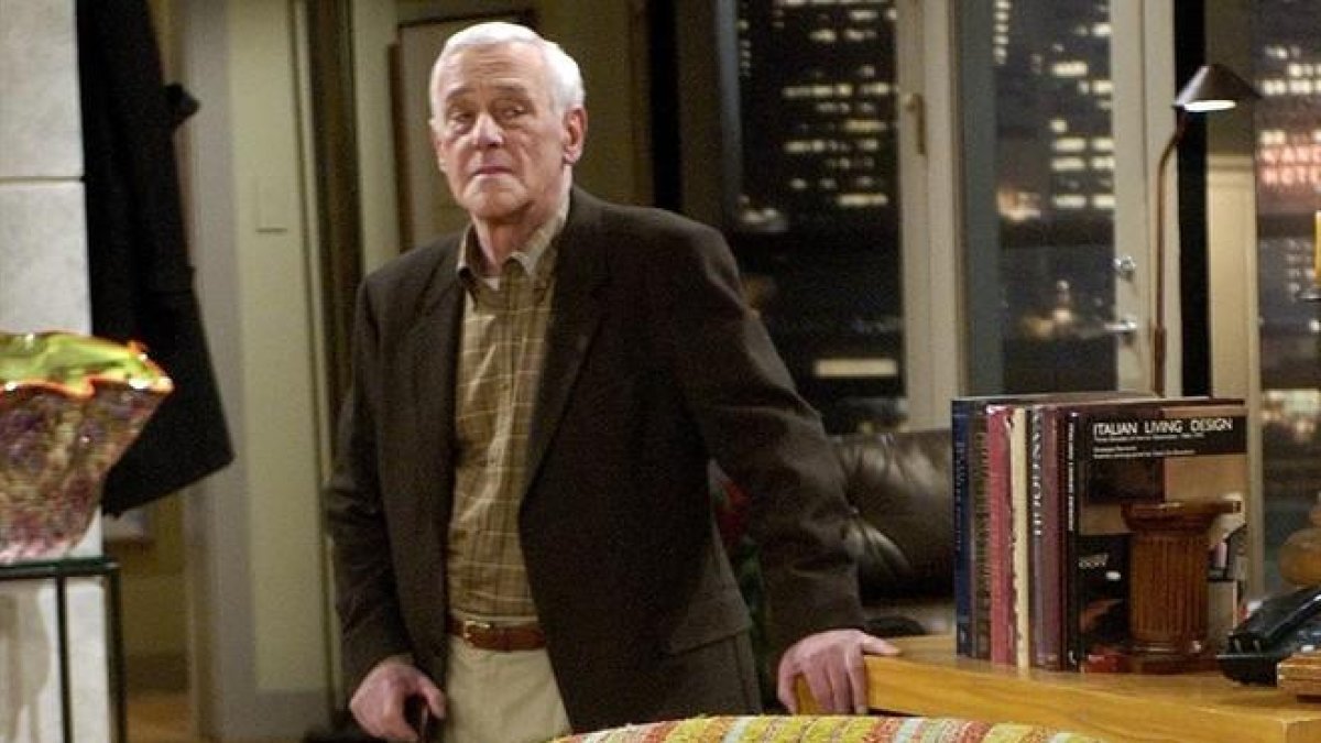 John Mahoney, conocido por interpretar a Martin Crane en las once temporadas de Frasier, falleció el domingo en Chicago.-AP