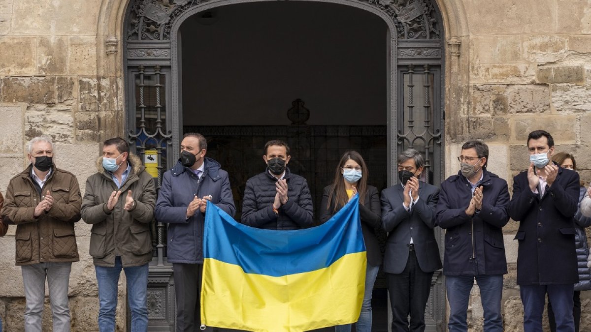 Concentración en la Diputación de Valladolid en contra de la guerra en Ucrania.- ICAL
