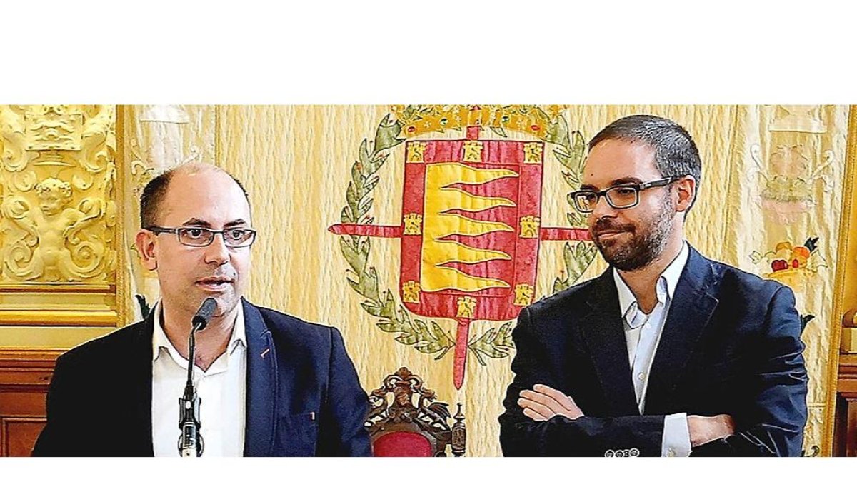 Luis Vélez y Álvaro Fernández Heredia en una foto de archivo. E. M.