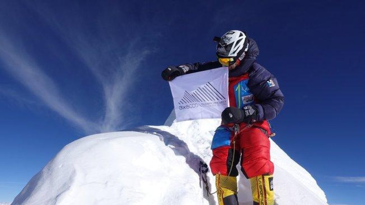 Sergi Mingote en la cima del Manaslu, en Nepal.-