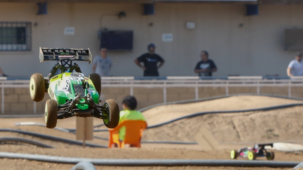 Campeonato de automodelismo en Terradillos. / LOSTAU