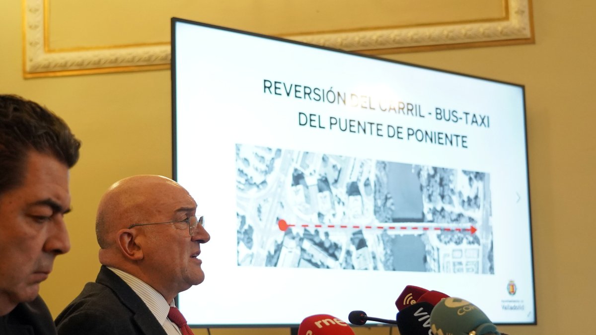 Gutiérrez Alberca y Carnero presentan los cambios en movilidad.-ICAL
