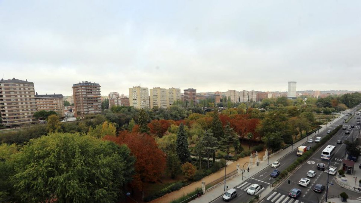 Avenida Isabel la Católica. - E.M.