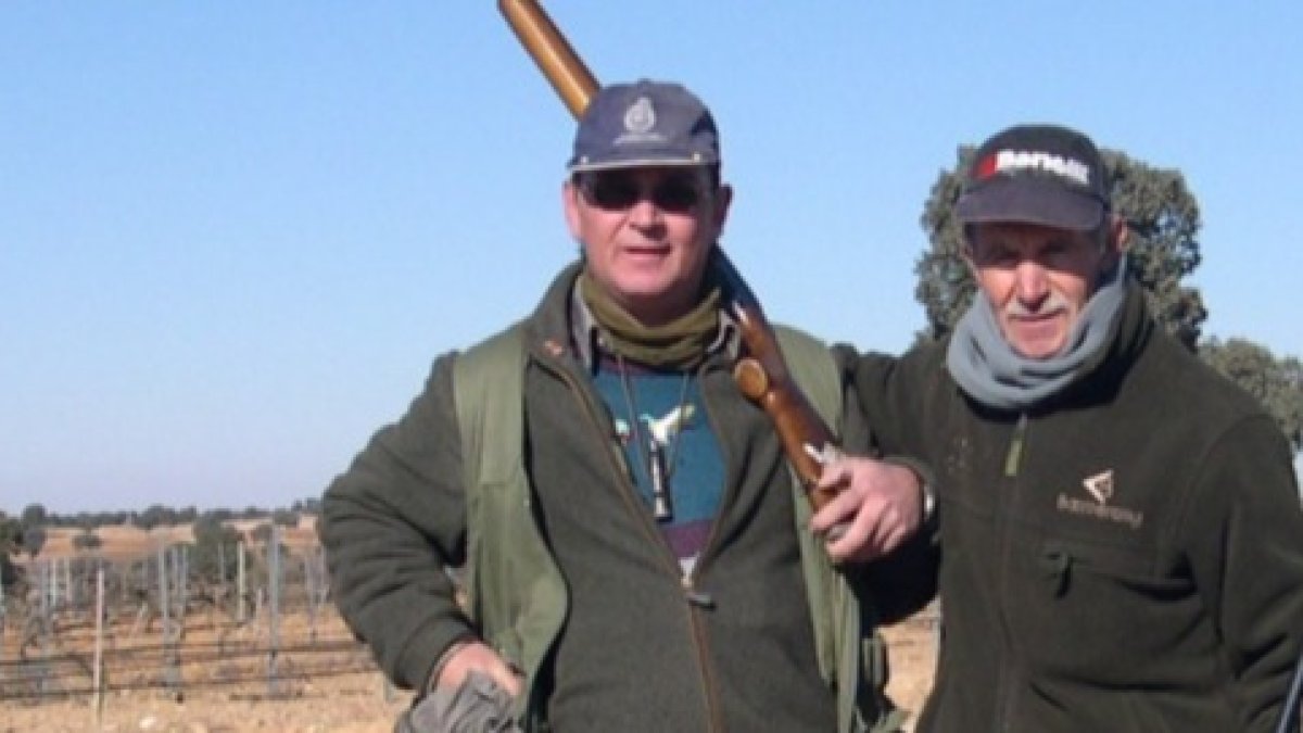 Ismael Tragacete y Leonardo de la Fuente en una jornada de caza en Toledo.- LDF