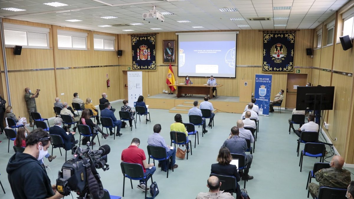 Presentación en Madrid de la Misión Baluarte del Ministerio de Defensa, presidida por Margarita Robles. EL MUNDO