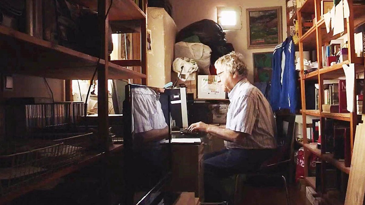 Ian Gibson protagoniza el documental 'Donde acaba la memoria' - SURTSEY FILMS