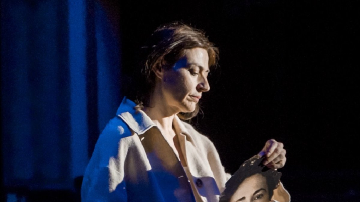 Marta Ruiz de Viñaspre en un ensayo de 'Rosas'. | GERARDO SANZ