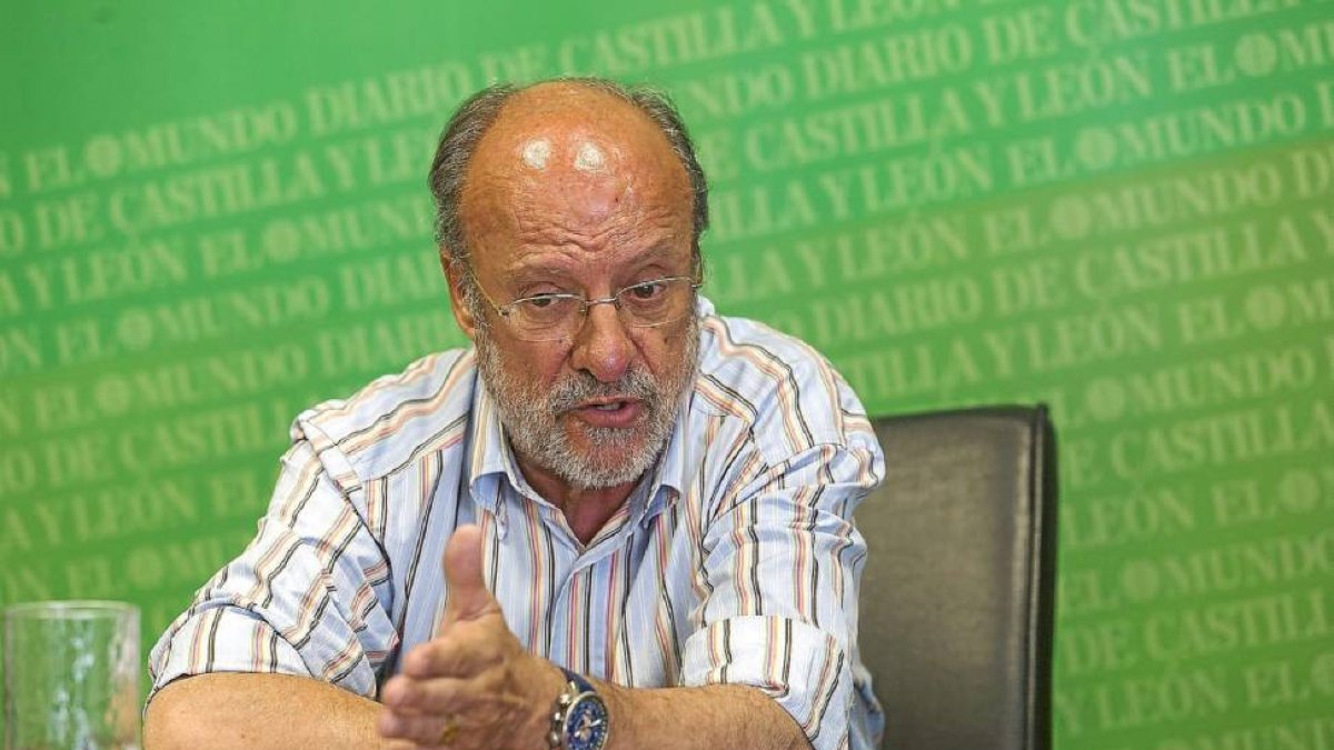 Javier Léon de la Riva, ex alcalde de Valladolid.-Pablo Requejo