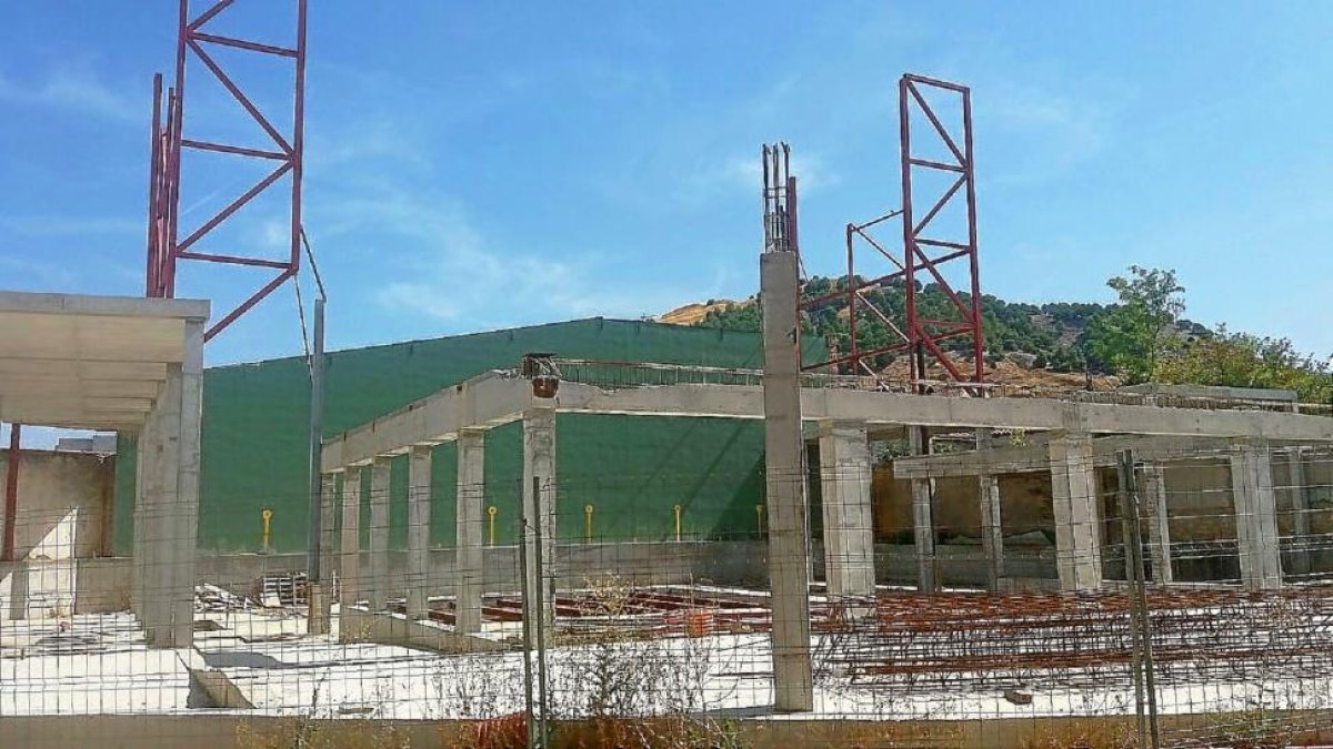 Estado en el que se encuentra la construcción del centro cívico de Cabezón de Pisuerga.-E. M.