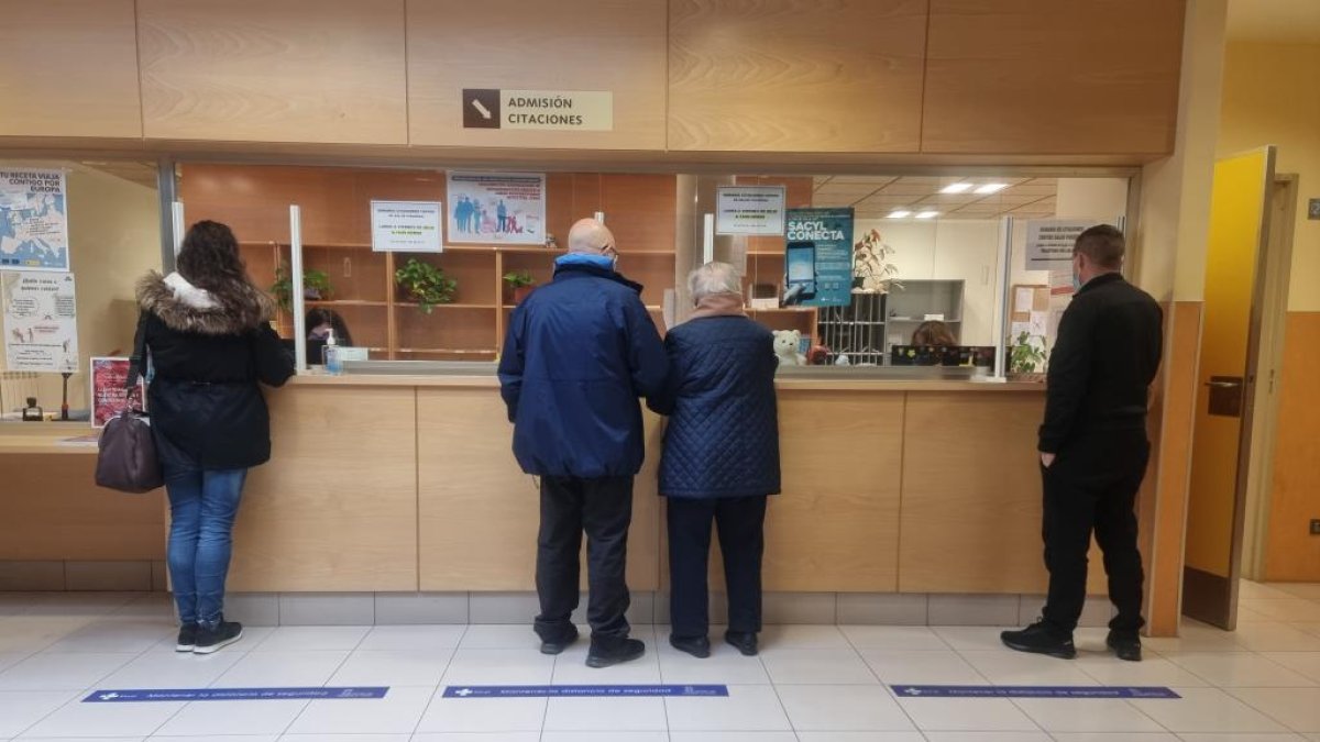 Recepción del centro de salud de Arroyo de la Encomienda.- PHOTOGENIC