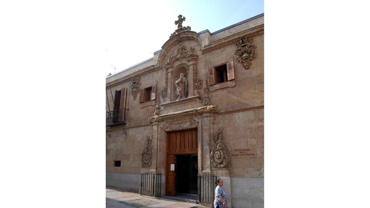 Edificio de Salamanca que alberga el Archivo general de la Guerra Civil Española.-ICAL