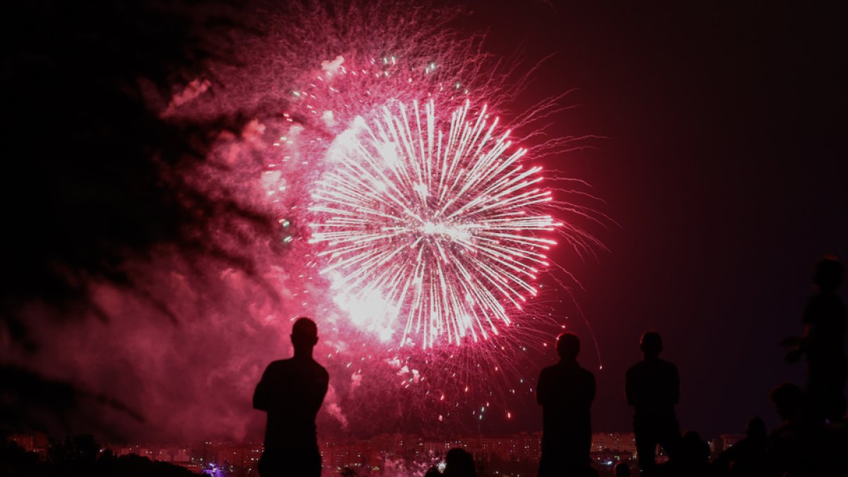 Fuegos artificiales en la jornada de jueves: Pirotecnia Tamarit. / PHOTOGENIC/ CARLOS LLORENTE