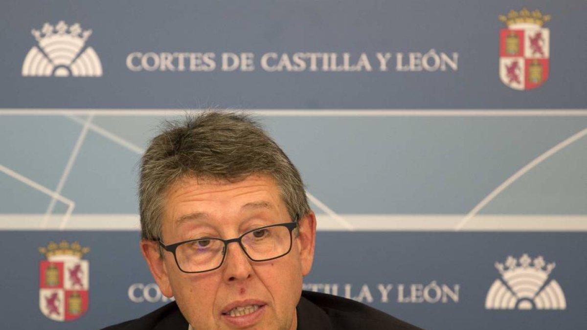 El portavoz de Familia e Igualdad de Oportunidades del Grupo Socialista en las Cortes de Castilla y León, Jorge Félix Alonso-Ical