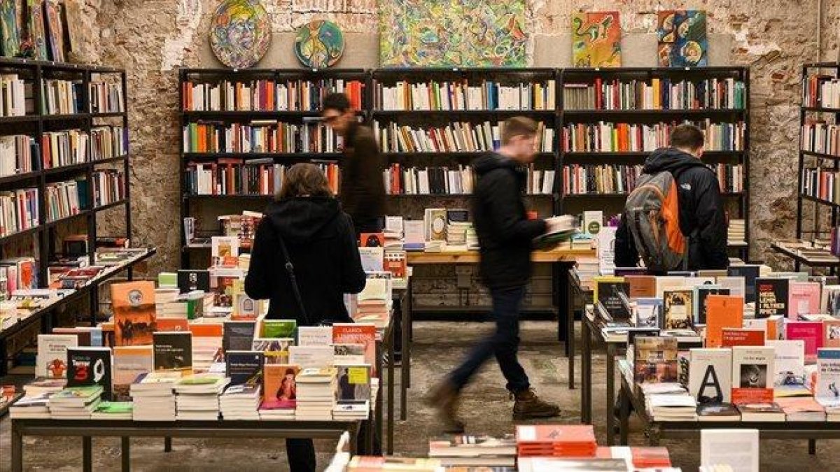 Una imagen de la librería Calders, en Barcelona.-JORDI COTRINA