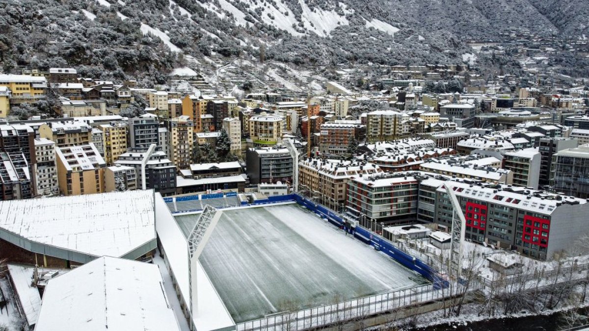 Estadio del Andorra, nevado en la temporada 22-23.