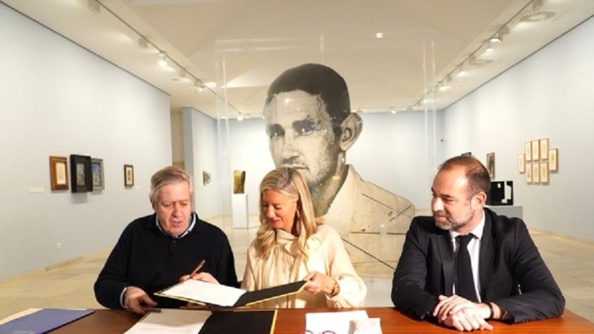 Valencia, Carvajal y Hontoria firman la renovación del convenio.
