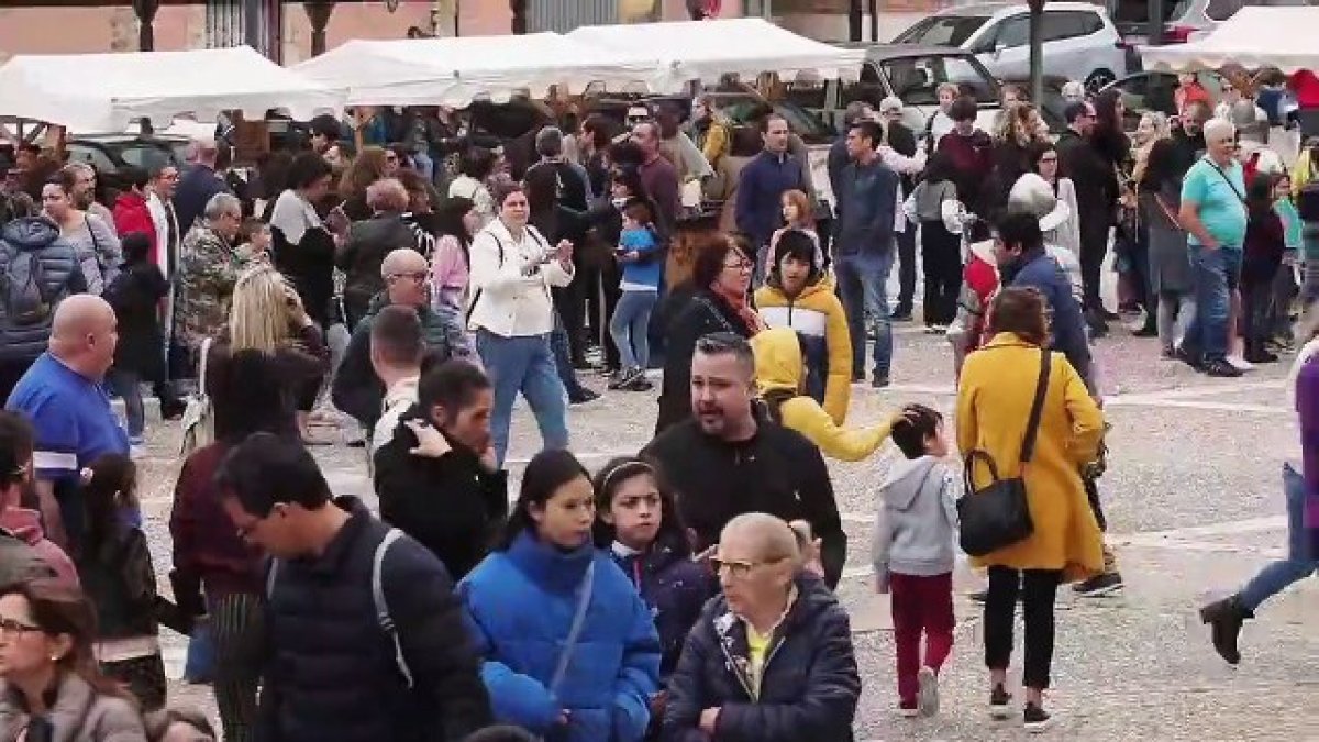 Fuensaldaña regresa al medievo en homenaje a Edward Cooper