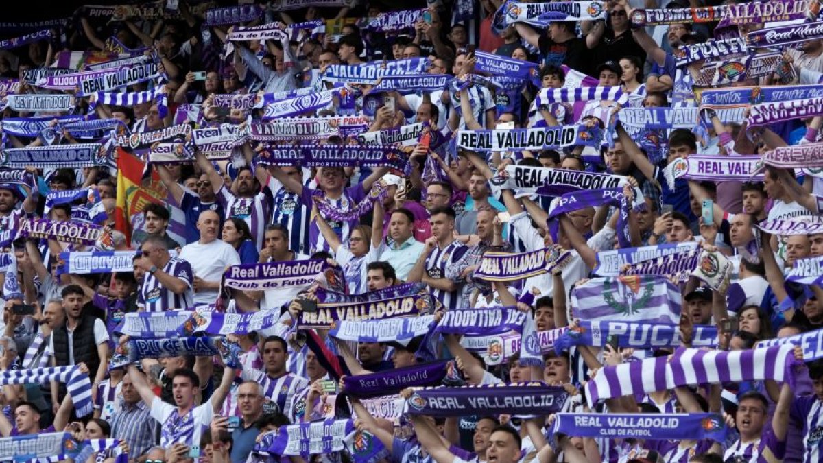 Afición de Zorrilla al inicio del choque ante el Espanyol