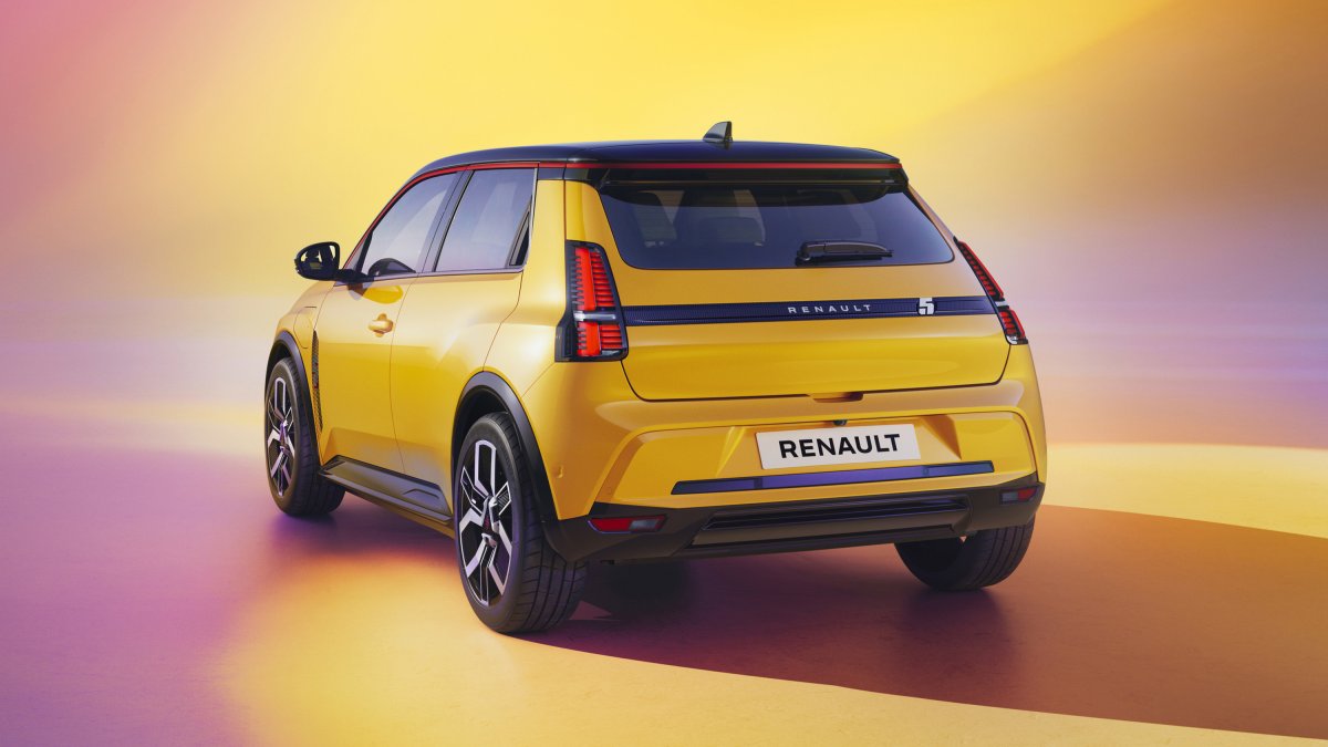 RENAULT