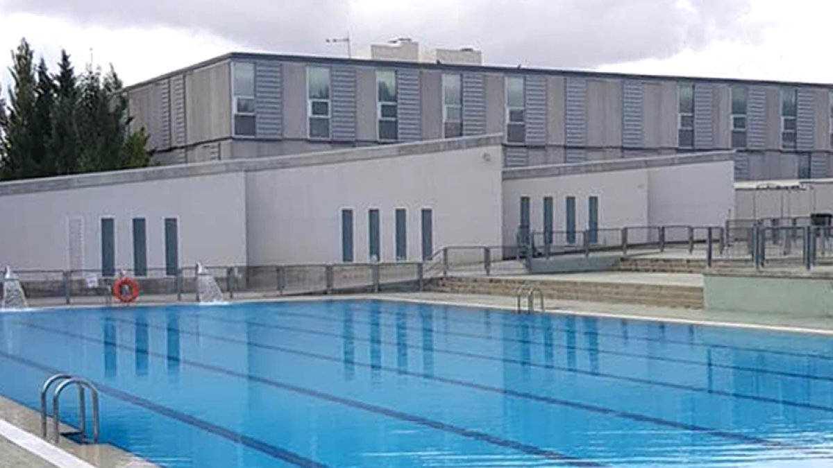 Imagen de archivo de la piscina municipal de Zaratán.